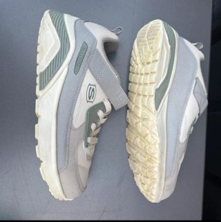 Skechers nº 37