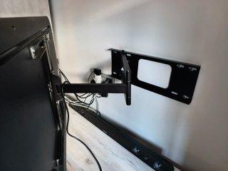 TV 49-50 pulgadas.  4K y 3D + Brazo Telescópico