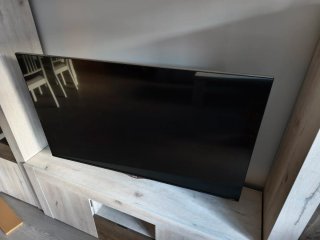 TV 49-50 pulgadas.  4K y 3D + Brazo Telescópico