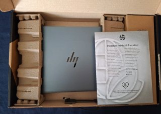 Portatile HP Pavilion Plus 14-ew1002ns Blu scuro