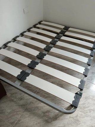 Somier 135cm Metal y Madera