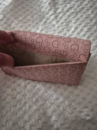 Monedero Guess Rosa