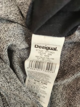 Camiseta Desigual Manga Larga Talla S Perf.estado.