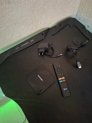 Android TV Box 98 con Mando 64gb android 14