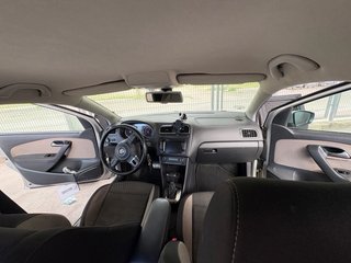 Volkswagen Cross polo 2011
