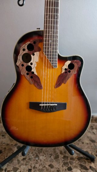 Guitarra Harley Benton estilo Ovation
