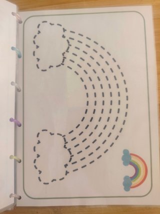Libro infantil de trazos,plastificado hecho a mano
