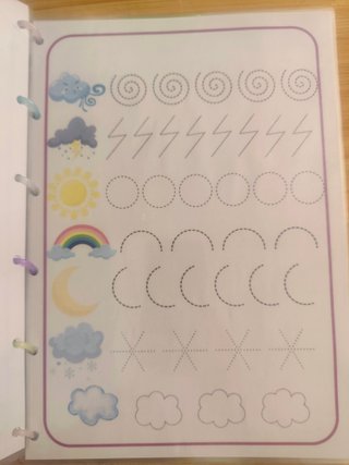 Libro infantil de trazos,plastificado hecho a mano
