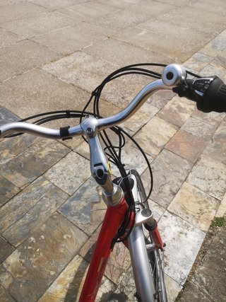 Bicicleta Eléctrica Roja 250w