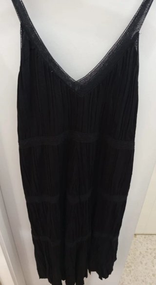 Vestido negro Zara encaje nuevo con etiqueta