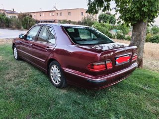 Mercedes-Benz 270E 2000
