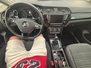 Volkswagen Touran SPORT 2015 (FULL EQUIP)
