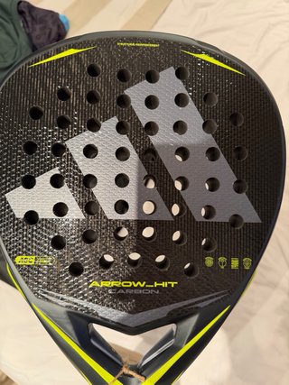 Pala Pádel Adidas Arrow Hit Carbon ATTK Nueva