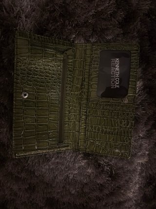 Cartera Kenneth Cole verde