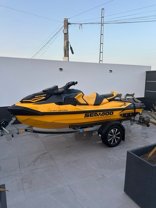 Moto de agua Sea-Doo RXT-X 300cv