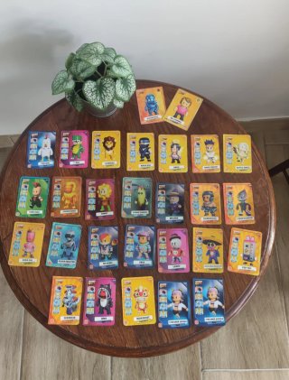 28 Cromos Stumble Guys Burger King