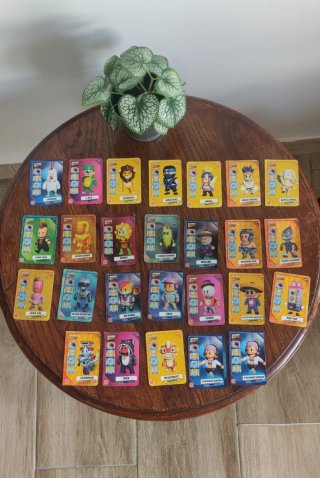 28 Cromos Stumble Guys Burger King