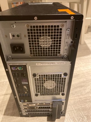 PC Dell i7 7700K 32GB DDR4 Radeon R7 250X