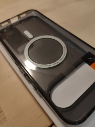 Funda Spigen Ultra Hybrid Pixel 10 Pro XL MagFit