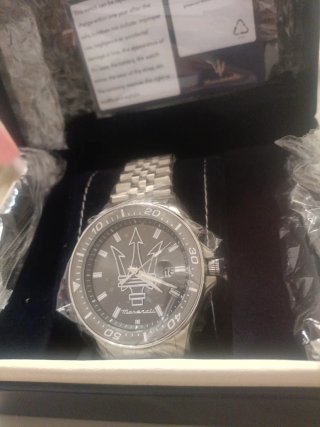 Reloj Maserati Sfida Plateado Nuevo