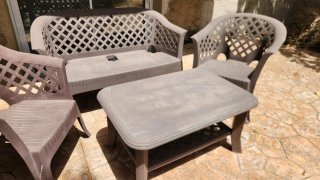 Mesa, banco y sillas de jardín/terraza