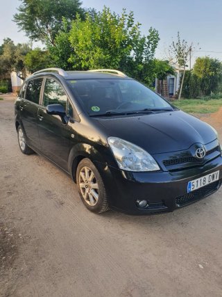 Toyota Corolla Verso 2.2 D4 136 CV