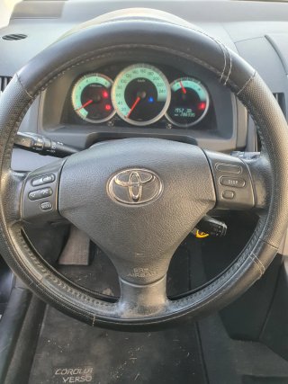 Toyota Corolla Verso 2.2 D4 136 CV