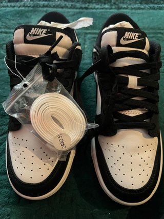 Zapatillas Nike Dunk Low Blancas y Negras