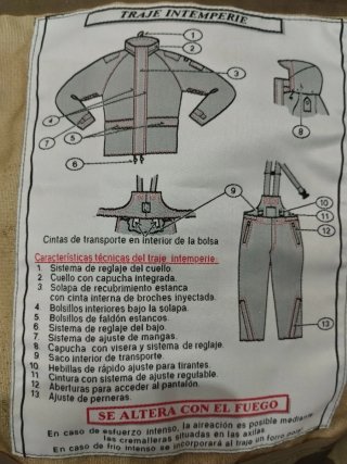 Chaqueta militar camuflaje