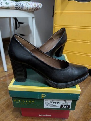 Zapatos de tacón negros Pitillos talla 39