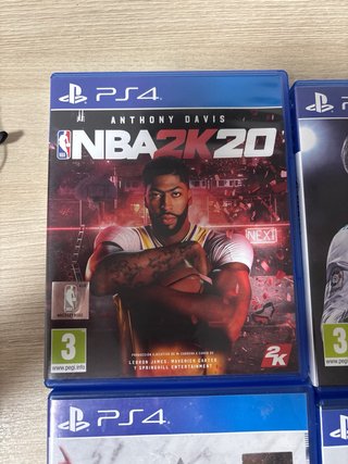 PS4 (PlayStation 4) Nera con giochi