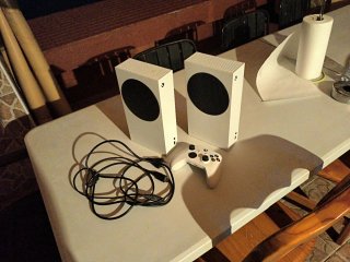 2 Xbox Series S + Mando Blanco