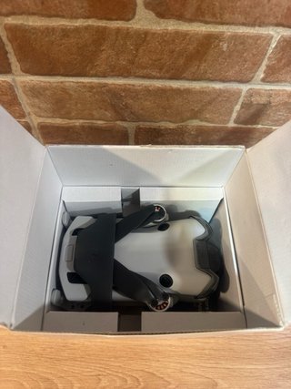 Dron DJI Mini 4 Pro
