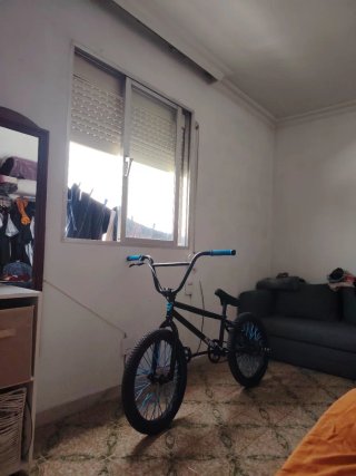BMX Krush 1 Negra Ruedas Azules
