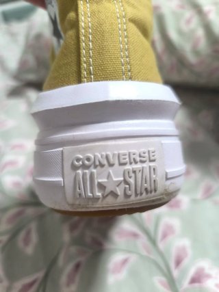Converse mostaza mujer, solo una puesta