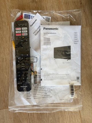 TV Panasonic 24 LED TX-24LSW504S Plata