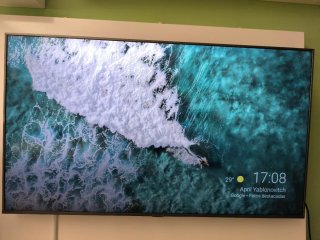 Samsung Smart TV 50 de 2020 con colgador