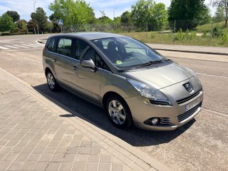 Peugeot 5008 2.0 HDI 150 CV SPORT-PACK