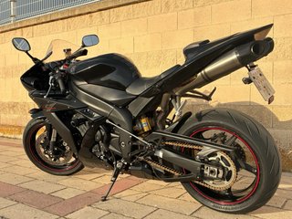 Yamaha R1 2006 Negra