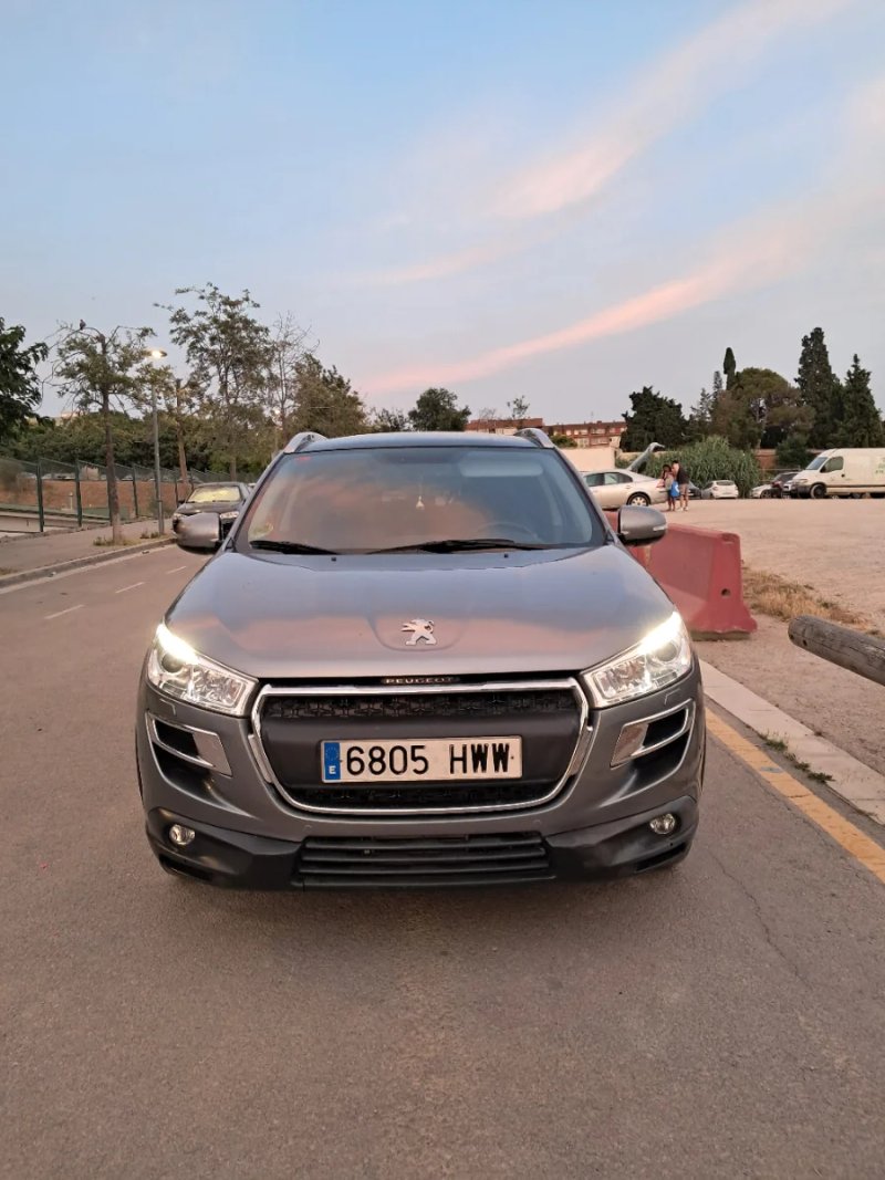 Peugeot 4008 2014 - foto 1