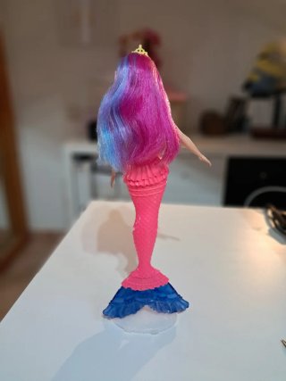 Barbie Sirena con Corona y Cola