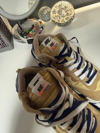 Nike Vaporwaffle Sacai Tan Navy