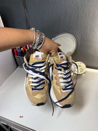 Nike Vaporwaffle Sacai Tan Navy