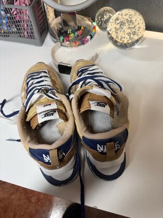 Nike Vaporwaffle Sacai Tan Navy