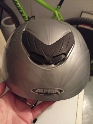 Casco de esquí Alpina plateado