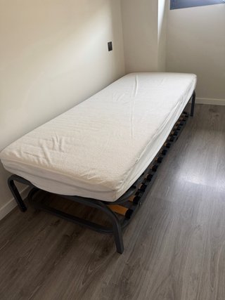 Estructura cama nido con colchones, medidas 80x200