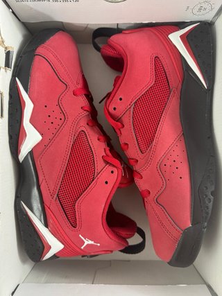Jordan MVP 92 Rojo y Negro Talla: 43