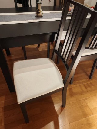 Mesa extensible Ikea Bjursta + 4 sillas