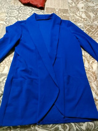 Chaqueta azul entretiempo