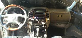 Mitsubishi Montero 2003